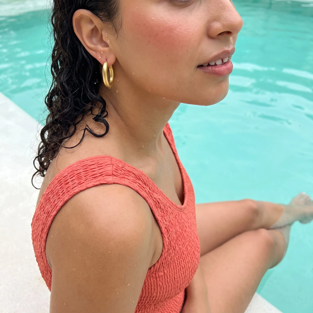 The Mates, gold earrings — waterproof | SKU: lesmates