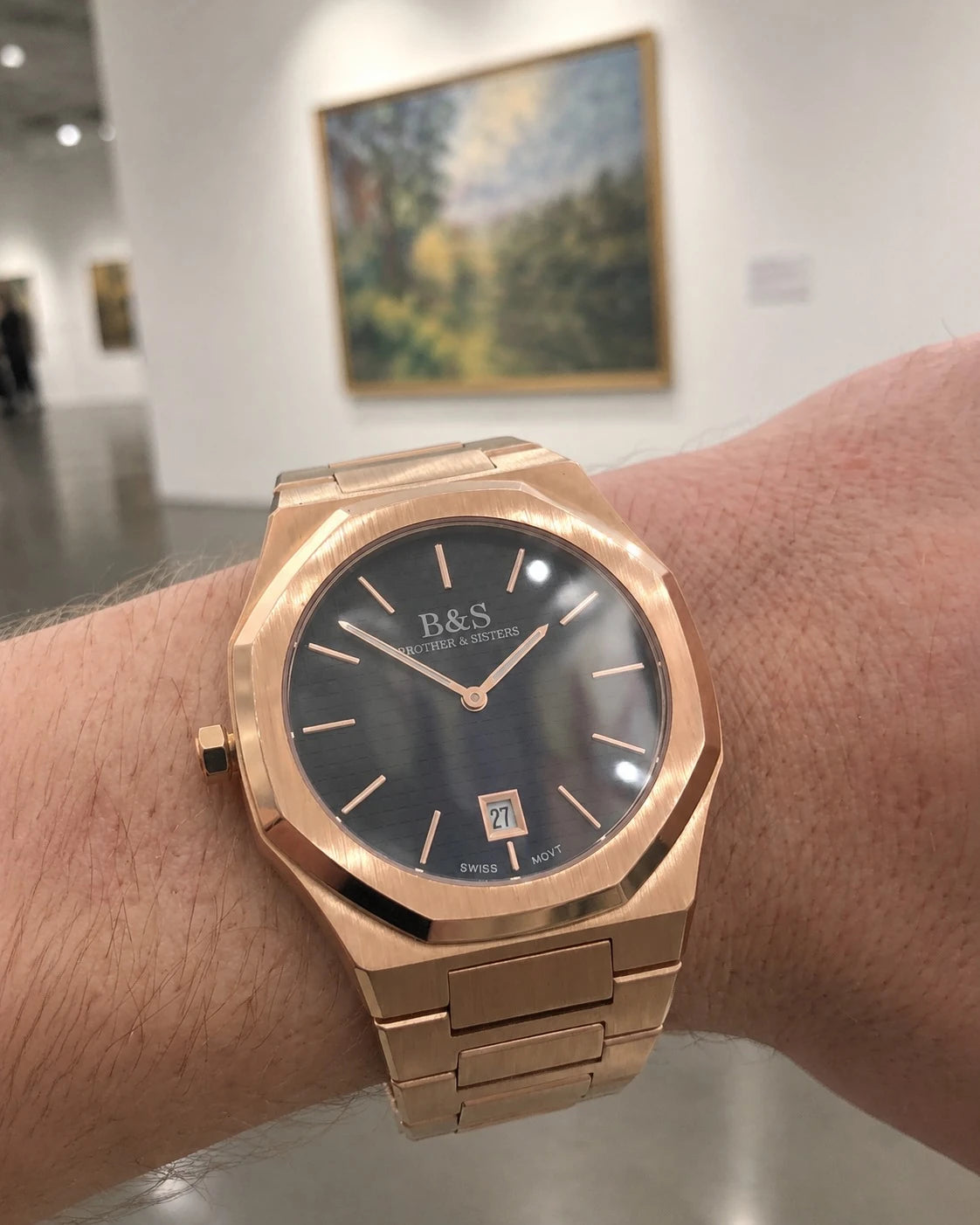 Royal men's watch, close-up on the wrist – Brother & Sisters (SKU 01122019-royal)