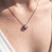 Thumbnail for Halo necklace — close-up of the details, silver | SKU: 33136351